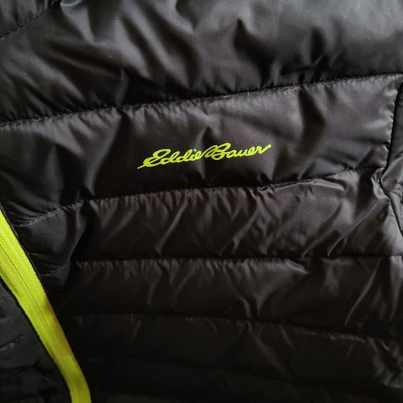 Eddie Bauer Youth LIKE NEW Large Reversible Down Jacket & Waterproof Raincoat - Picture 2 of 7